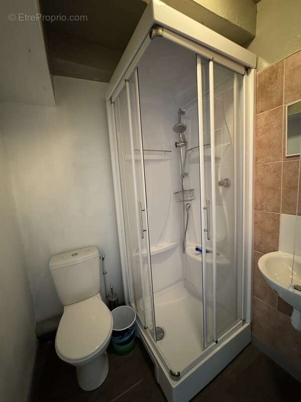 n°4 - Maison à SAINT-HILAIRE-LE-CHATEAU