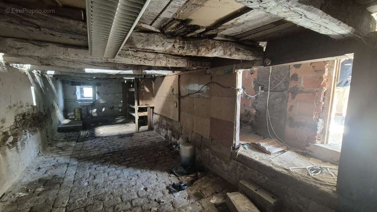 Maison 116 m² à Saint-Martin-Le-Vieux  - photo 8