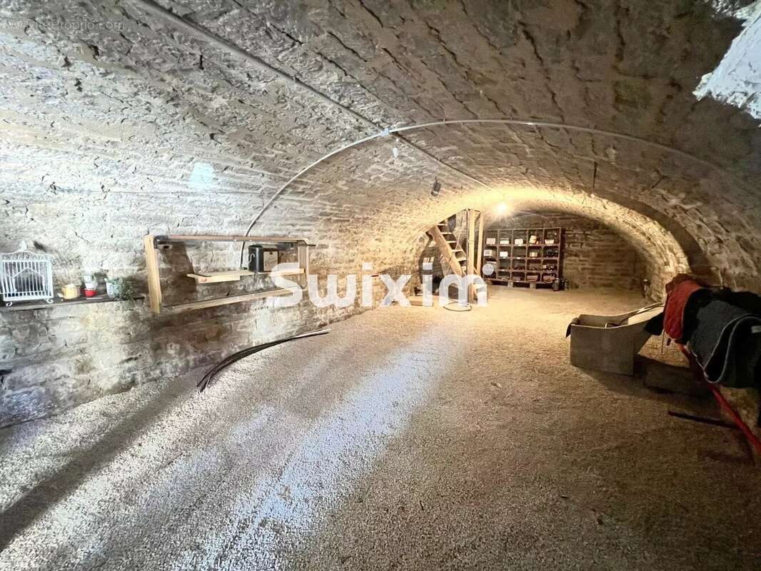 Maison à LONS-LE-SAUNIER