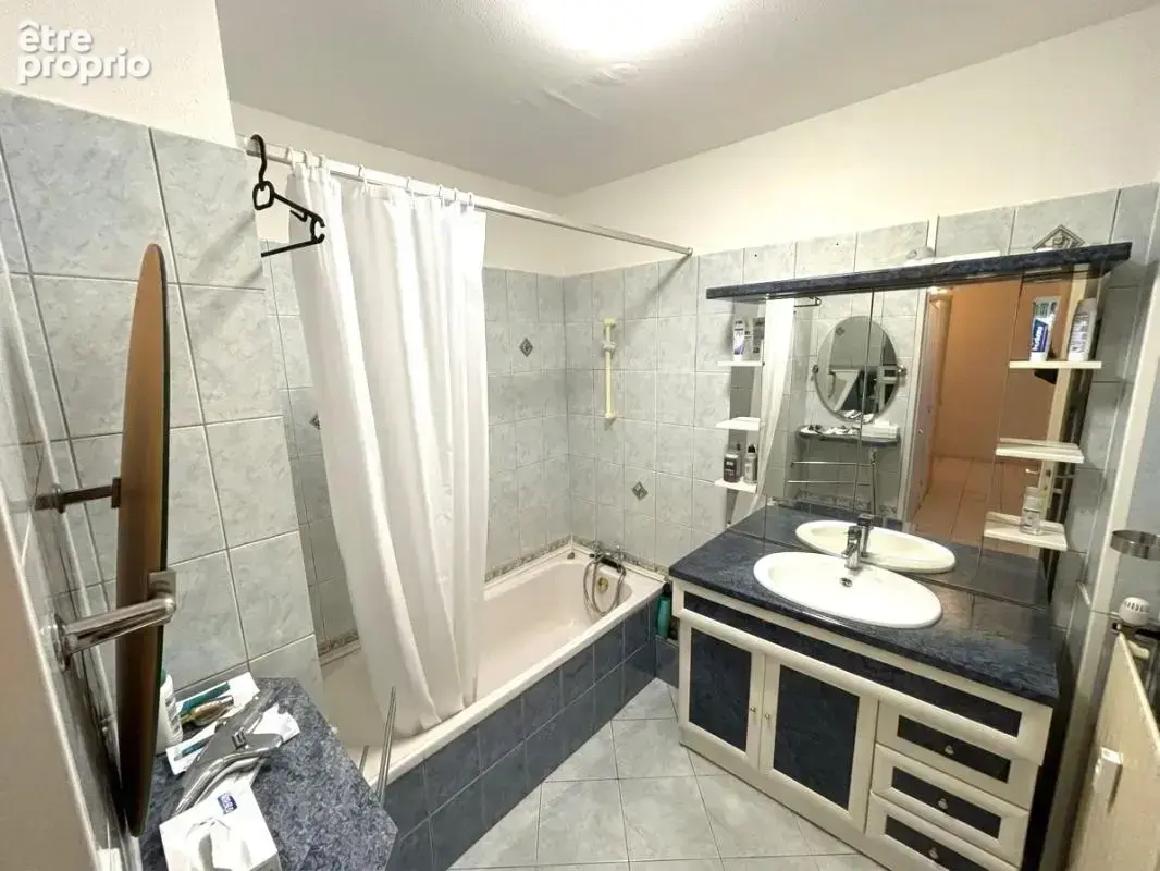 Résidence sécurisée – Appartement T3 de 69 m² avec Balcon, Cave et Parking - photo 7