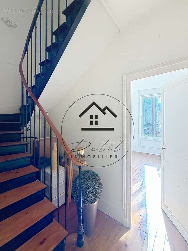 Commerce à CLERMONT