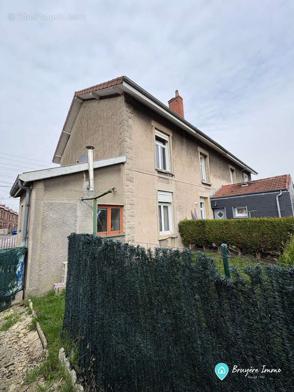 Maison à AULNOYE-AYMERIES