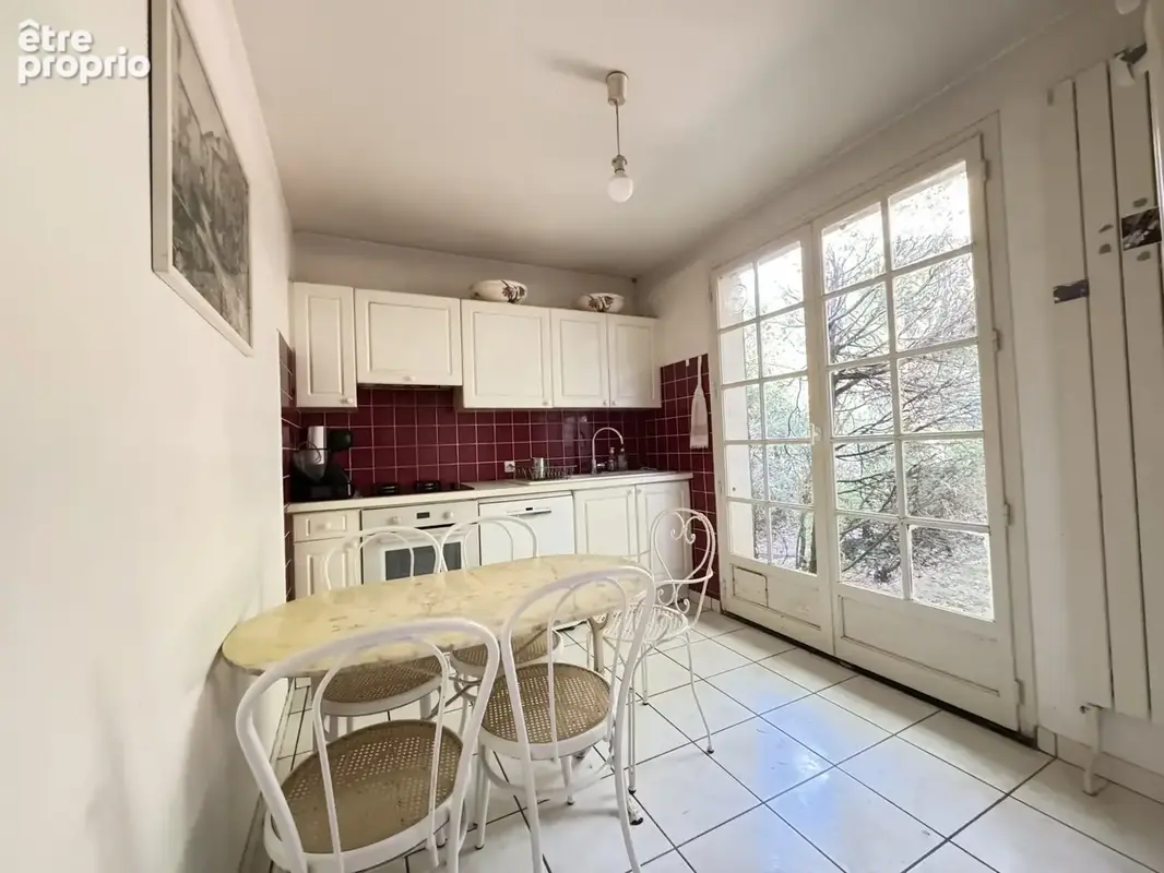 Maison 105 m² à L'etrat  - photo 9
