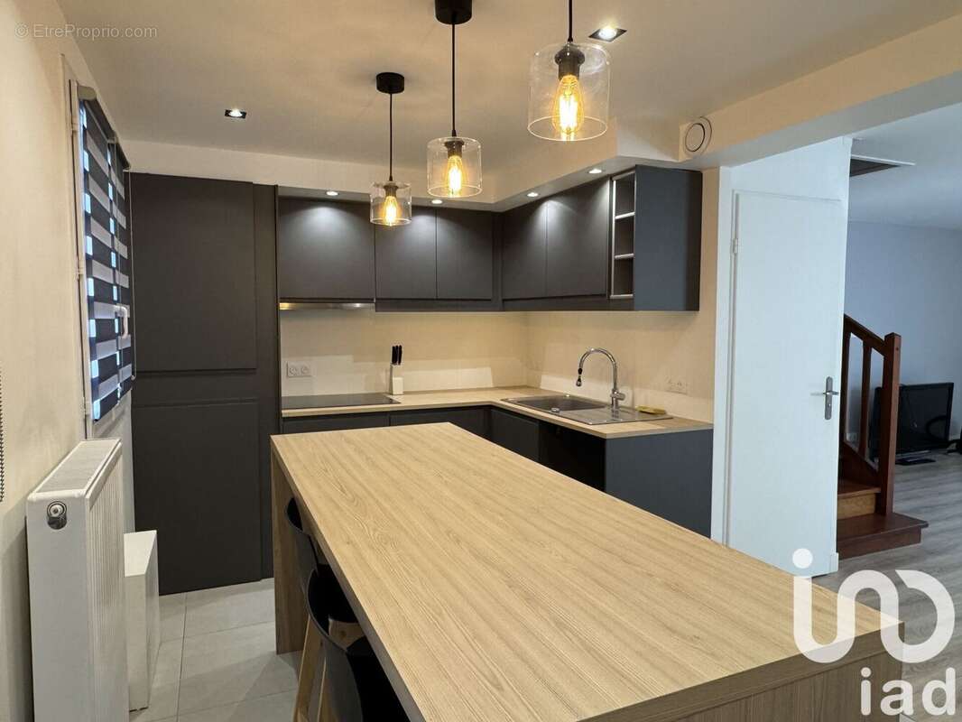 Photo 4 - Maison à BAILLY-ROMAINVILLIERS