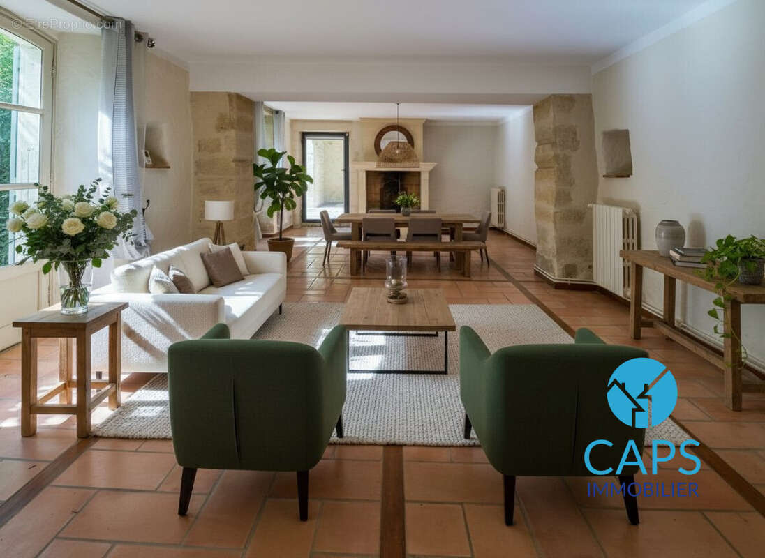 Maison 290 m² à Uzes  - photo 6