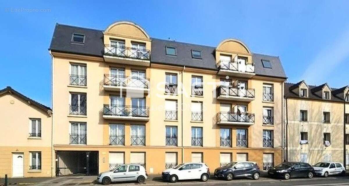 Photo 2 - Appartement à VAUJOURS