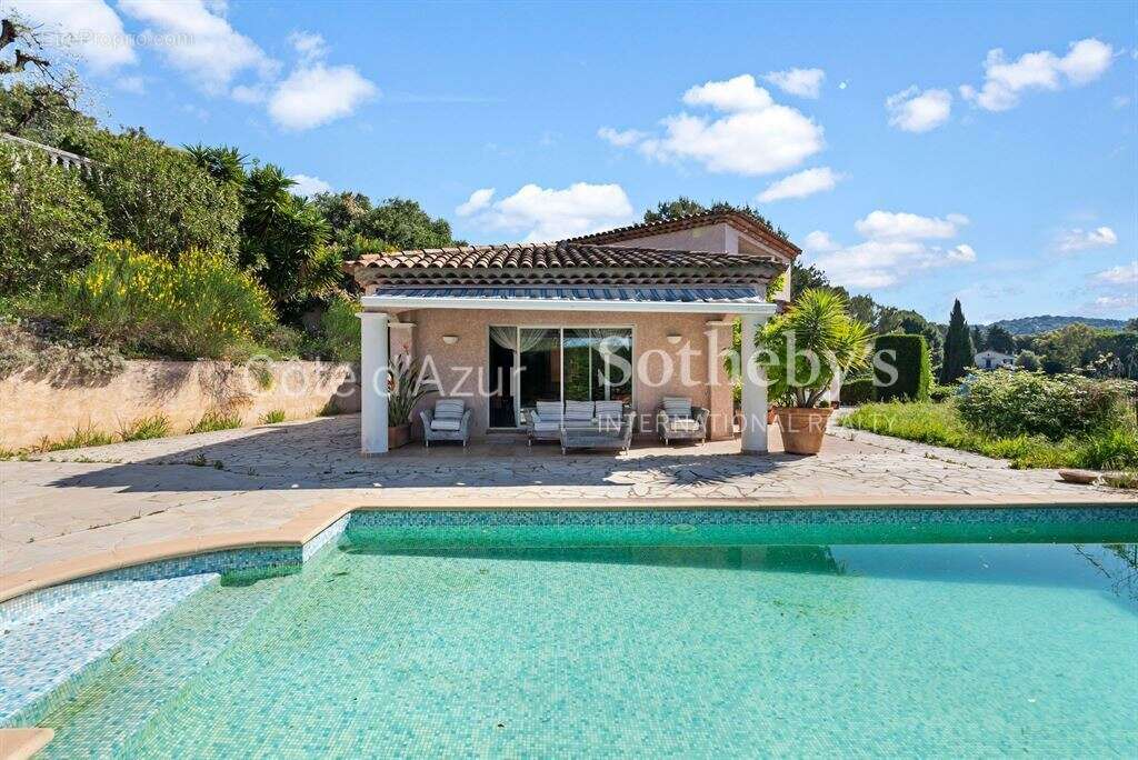 Maison à MOUGINS