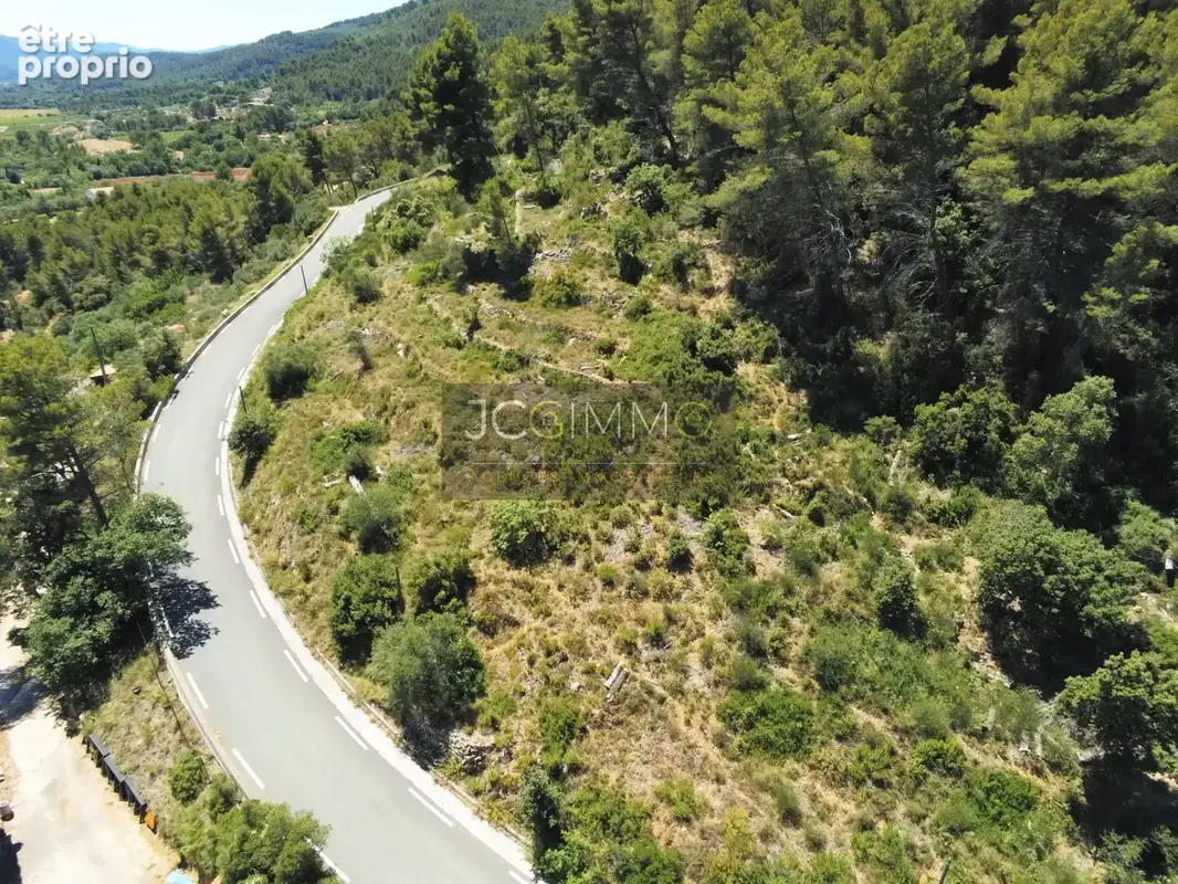Terrain de 7358m2 non constructible - photo 3