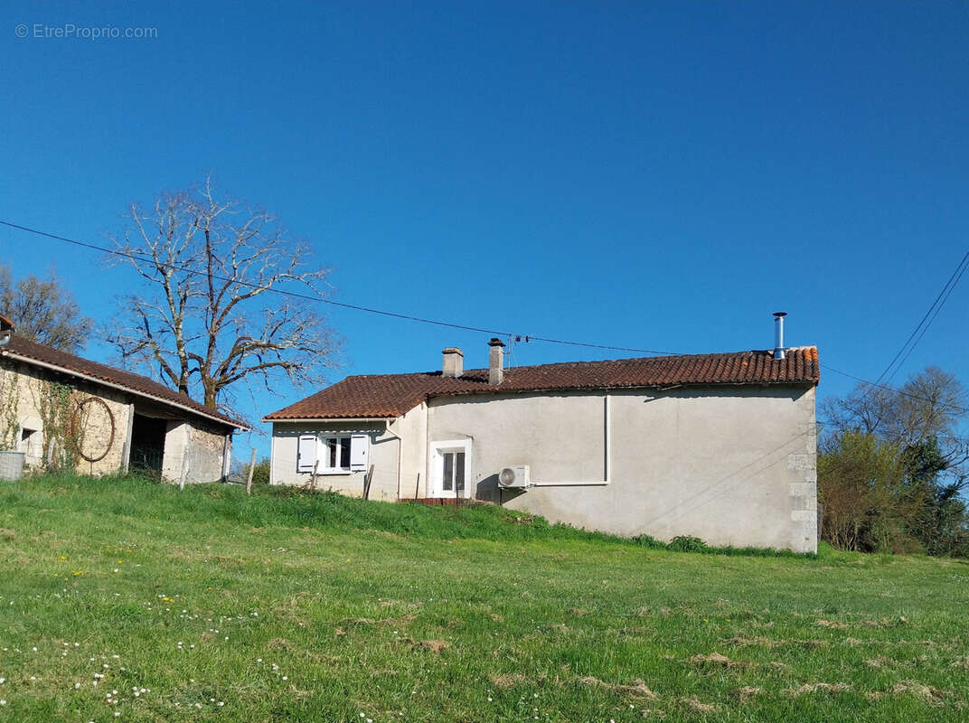 Maison à ANNESSE-ET-BEAULIEU