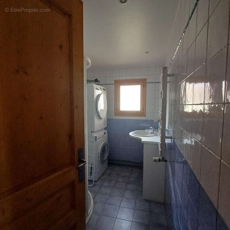 Appartement à LES ALLUES