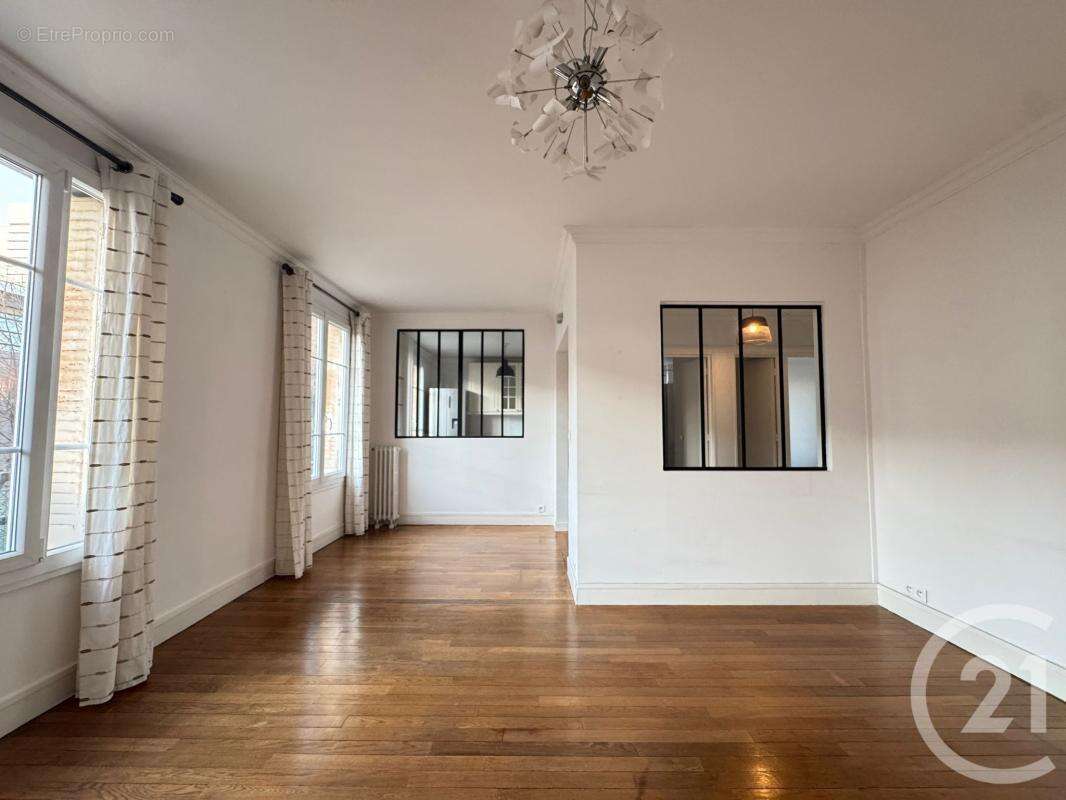 Appartement à FONTENAY-SOUS-BOIS