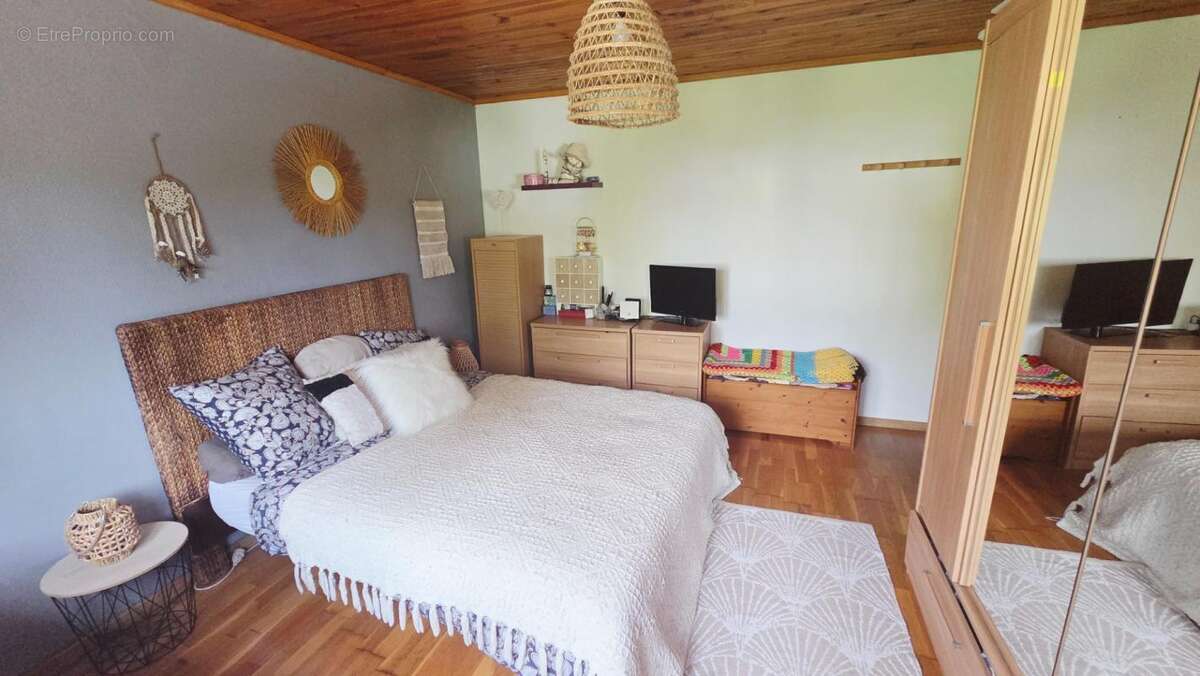 Maison 4 pièces / 83 m² / 198 000 EUR / BEAURAINS - photo 9