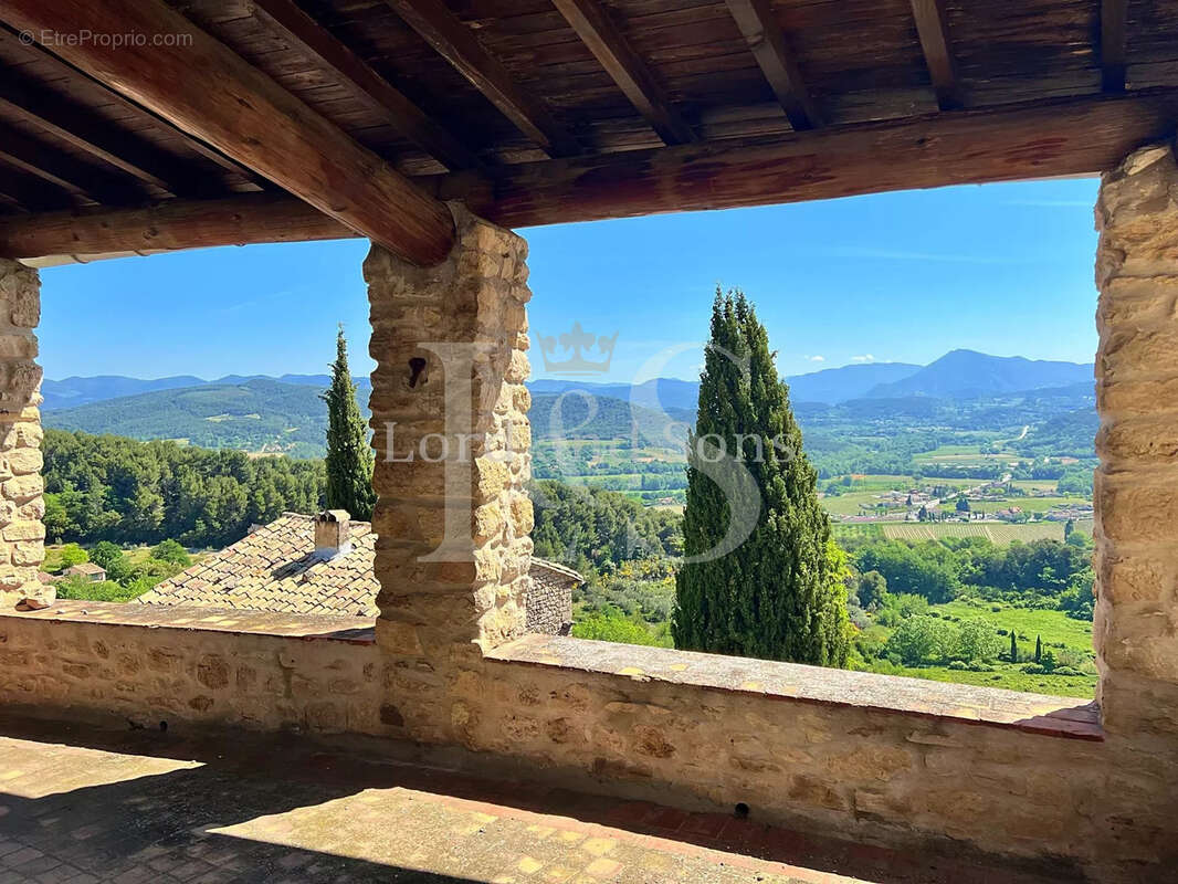 Maison à VAISON-LA-ROMAINE