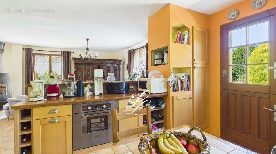 Maison 209 m² à Saint-Gervais-En-Belin  - photo 21