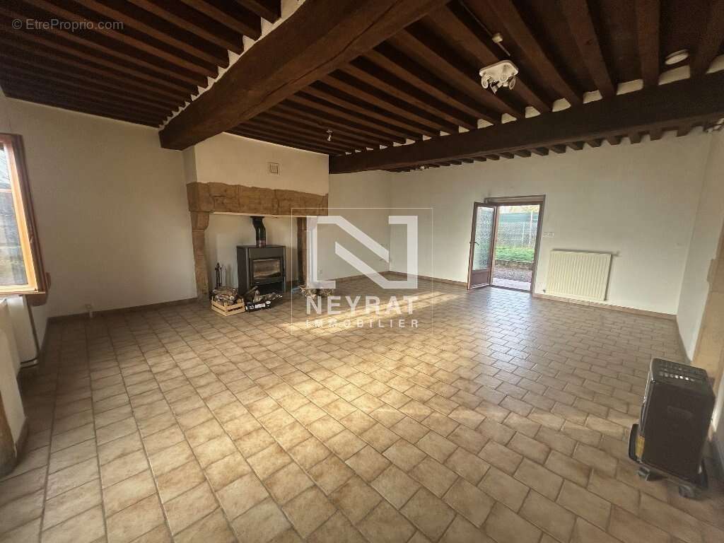 Maison à RIGNY-SUR-ARROUX