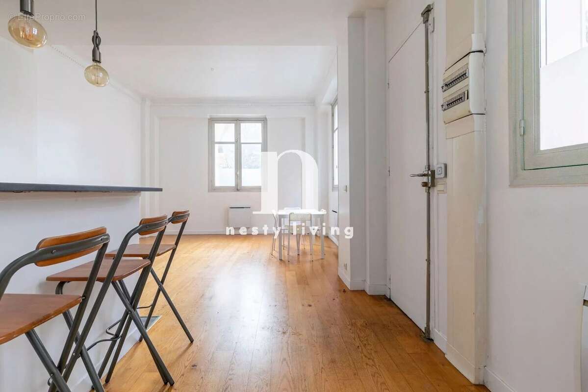 Appartement à NEUILLY-SUR-SEINE