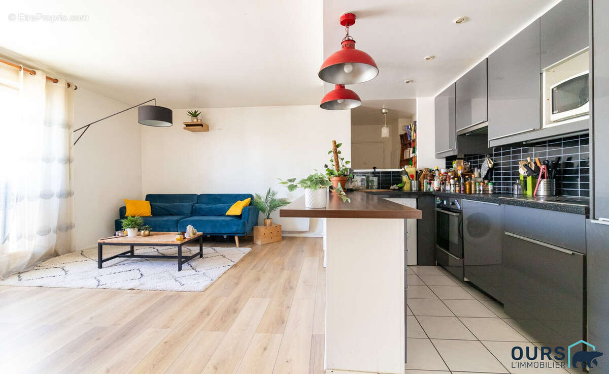 Appartement à SAINT-DENIS