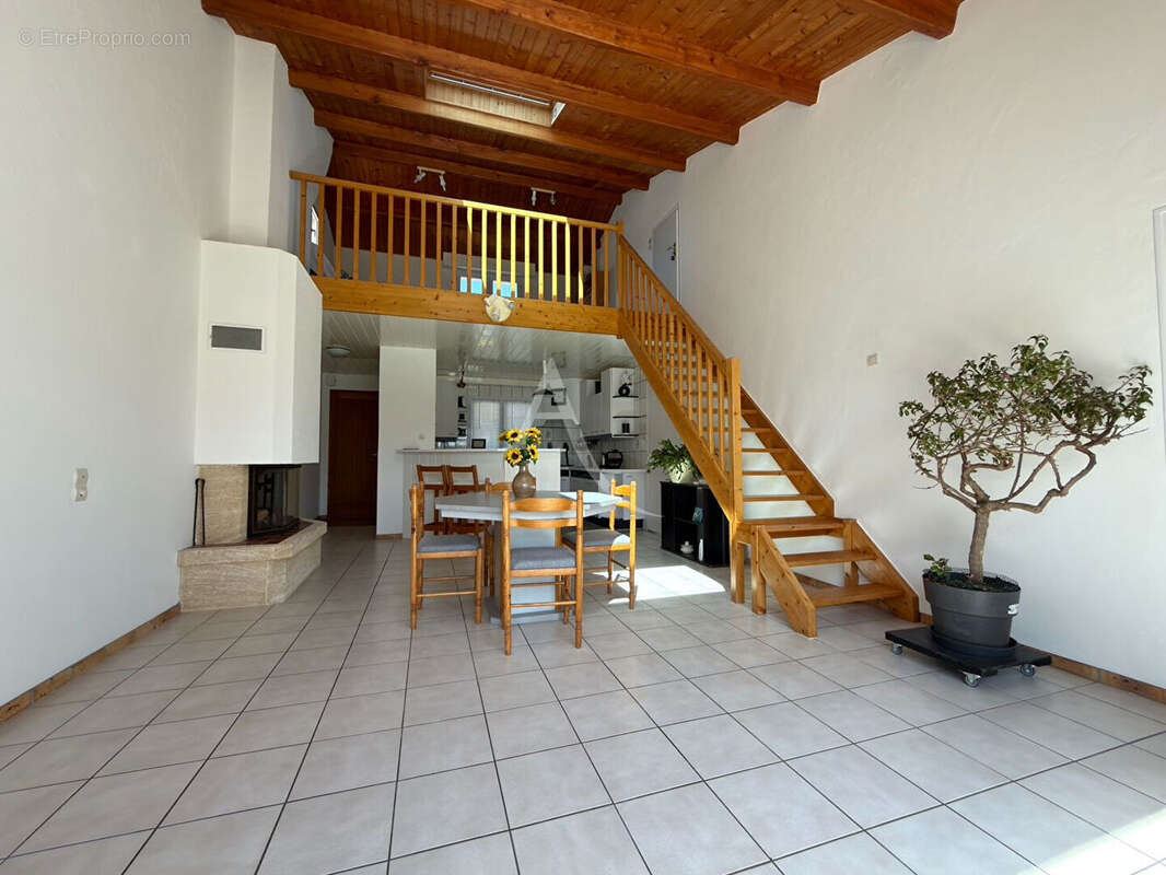 Maison à LE FENOUILLER