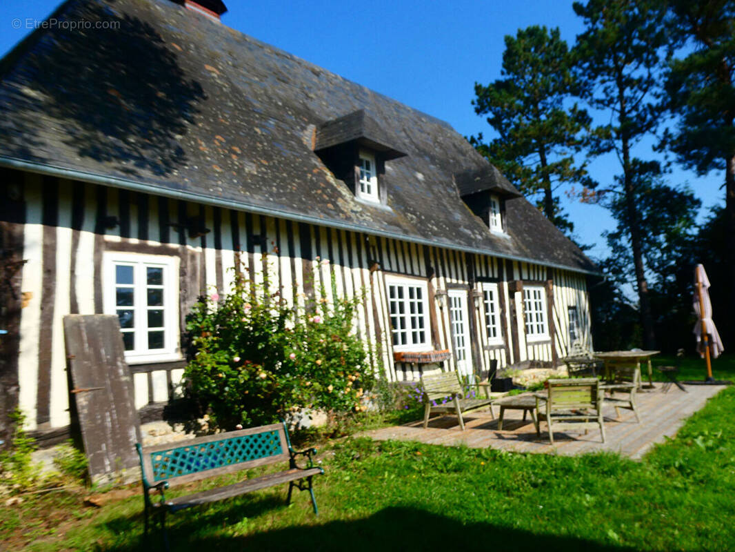 Maison à PONT-L'EVEQUE