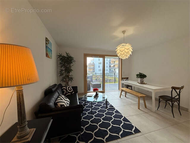 Superbe F2 meublé dans résidence neuve au centre de Saint-Louis - photo 2