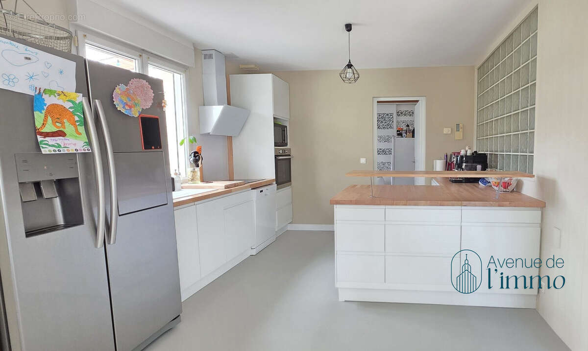 Cuisine - Maison à BEAUCOUZE