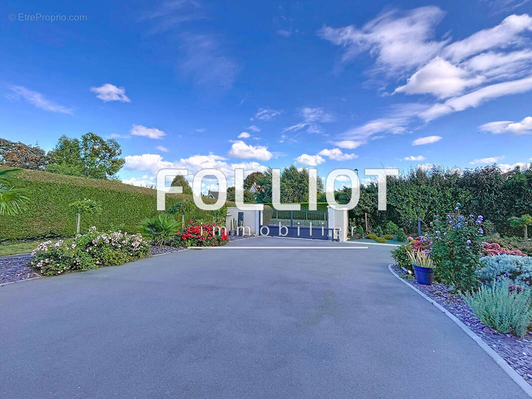 Maison à FRENOUVILLE