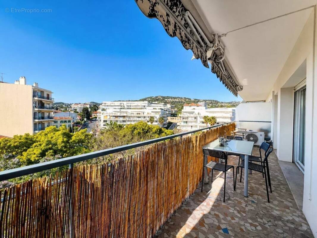 Appartement à CANNES
