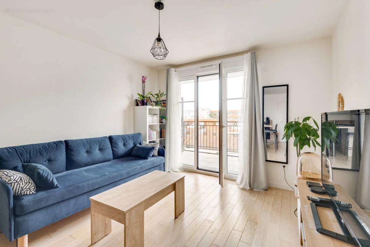Appartement à LA GARENNE-COLOMBES