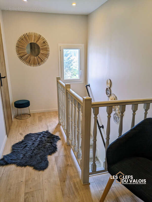 PALIER - Maison à CREPY-EN-VALOIS