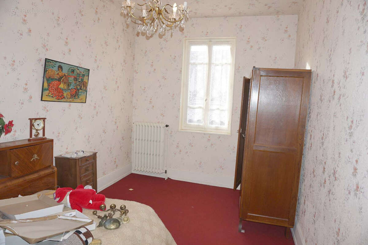 Maison à LUZY