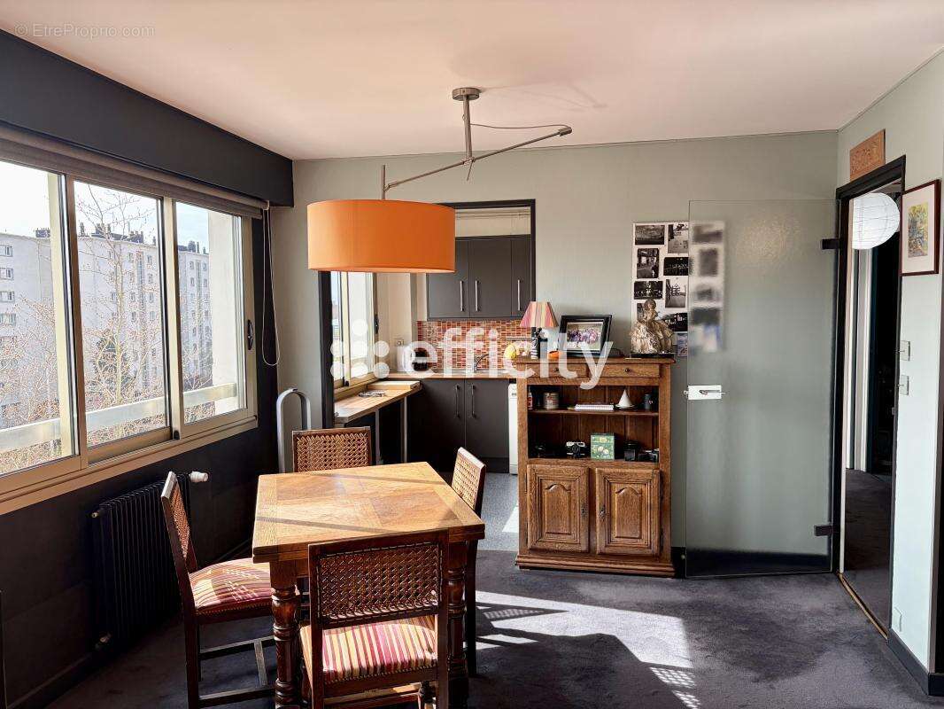 Appartement à LA MADELEINE