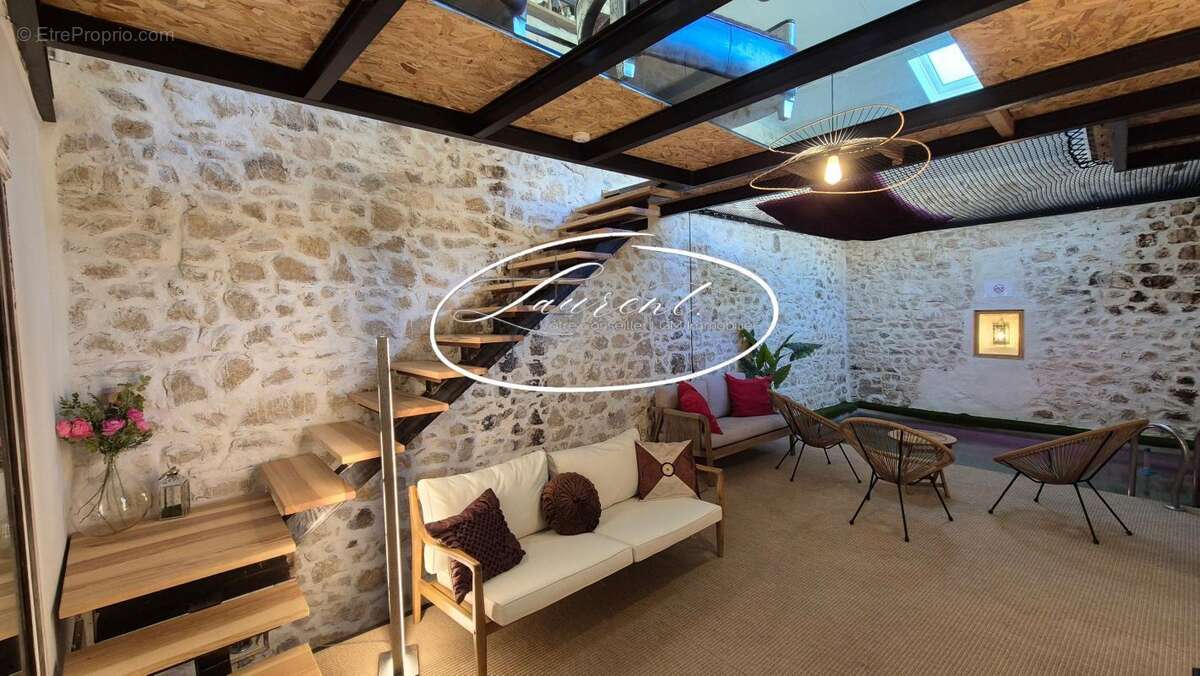 Maison à BOURDIC