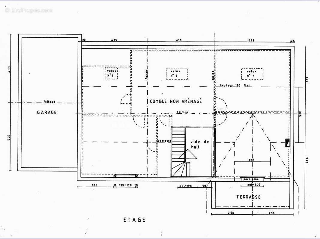 Maison à SAINT-PRYVE-SAINT-MESMIN