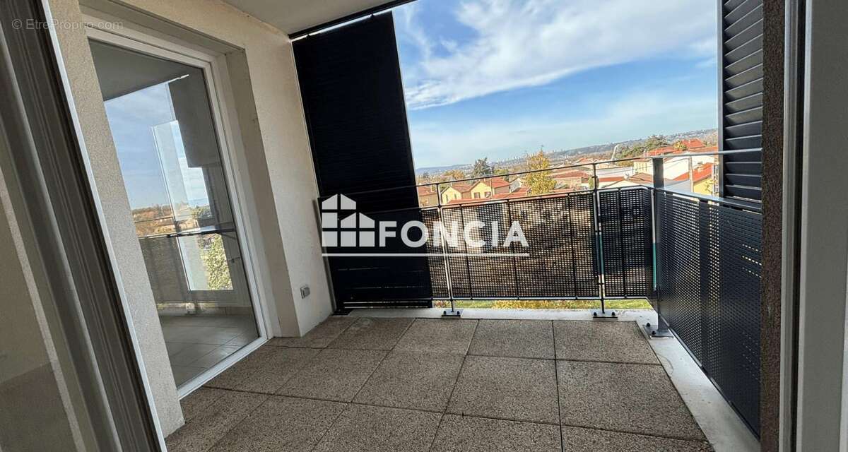 Appartement à DECINES-CHARPIEU