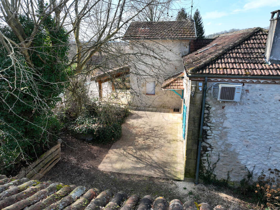 Maison à SAINT-VITE