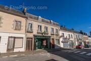 Appartement à SAINT-ETIENNE-DE-FURSAC