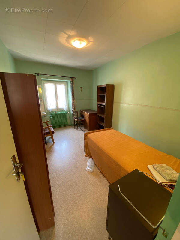 Appartement à SERRIERES