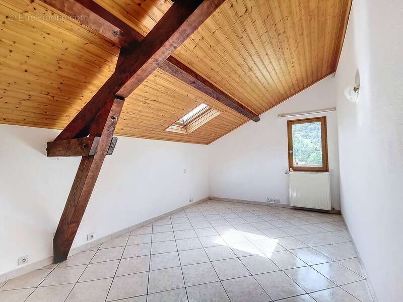 Maison à SAINT-JOSEPH-DE-RIVIERE
