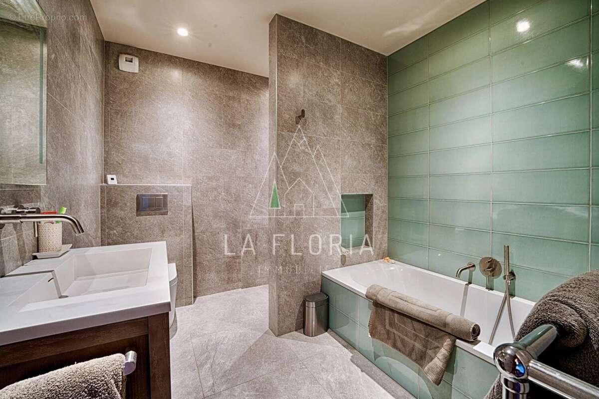 Maison à LES HOUCHES