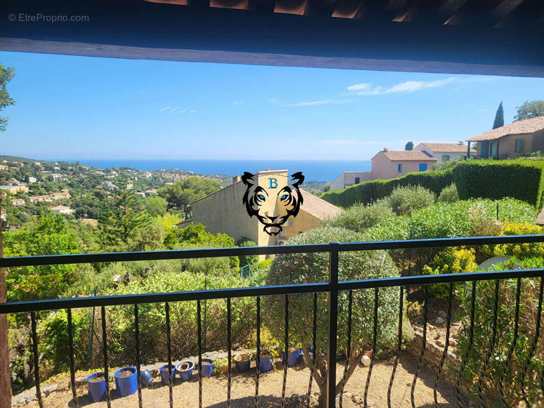 Maison à LES ISSAMBRES