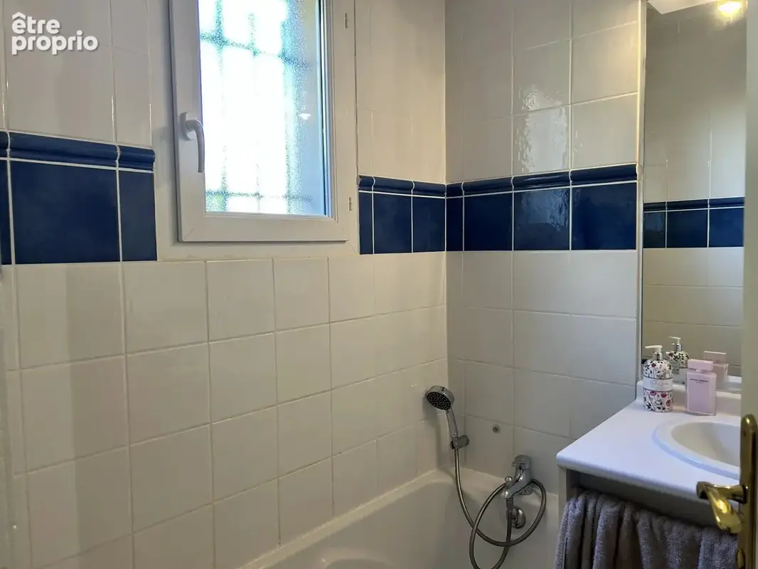Maison 69 m² à Mallemort  - photo 9