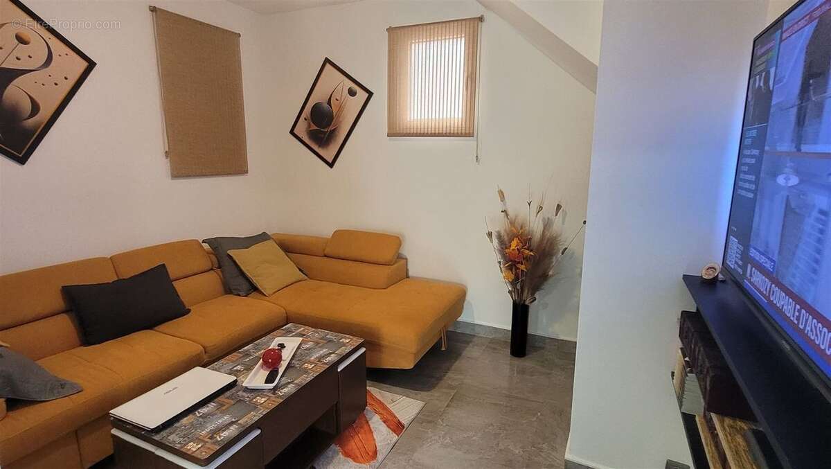 Maison à VAULX-EN-VELIN