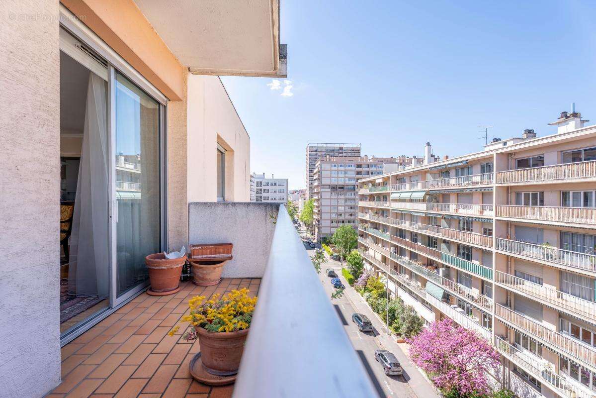 Appartement à LYON-6E
