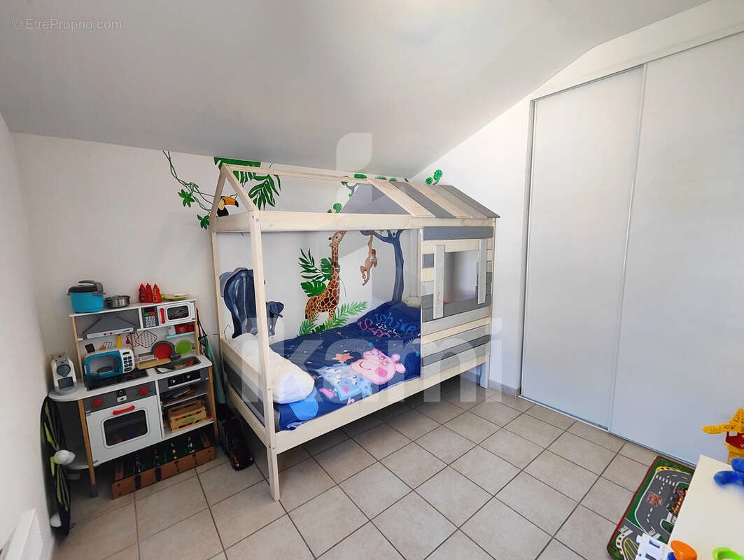 Maison à VILLEVOCANCE