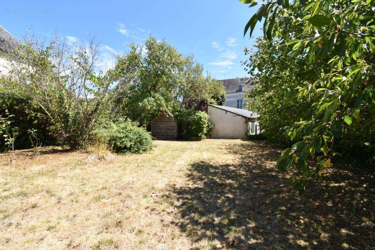 Maison familiale, 5 chambres, au coeur de Prissac (36) - photo 15