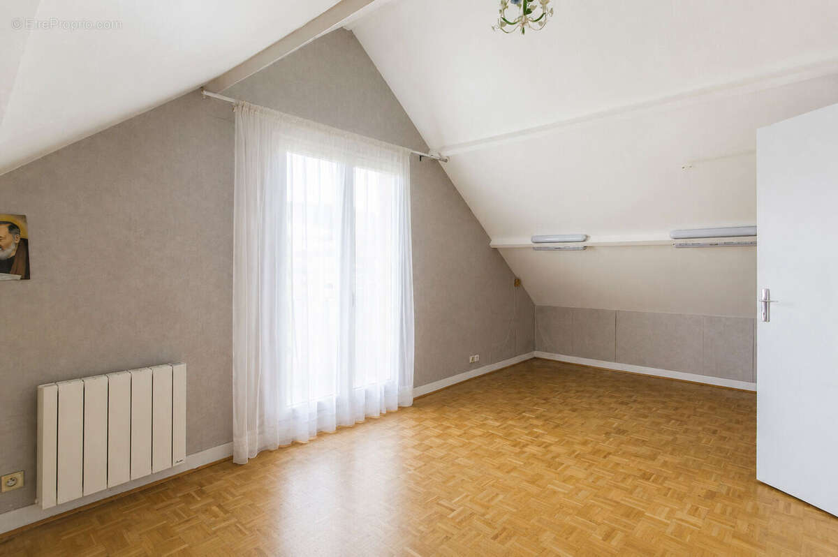 Maison à MAULE