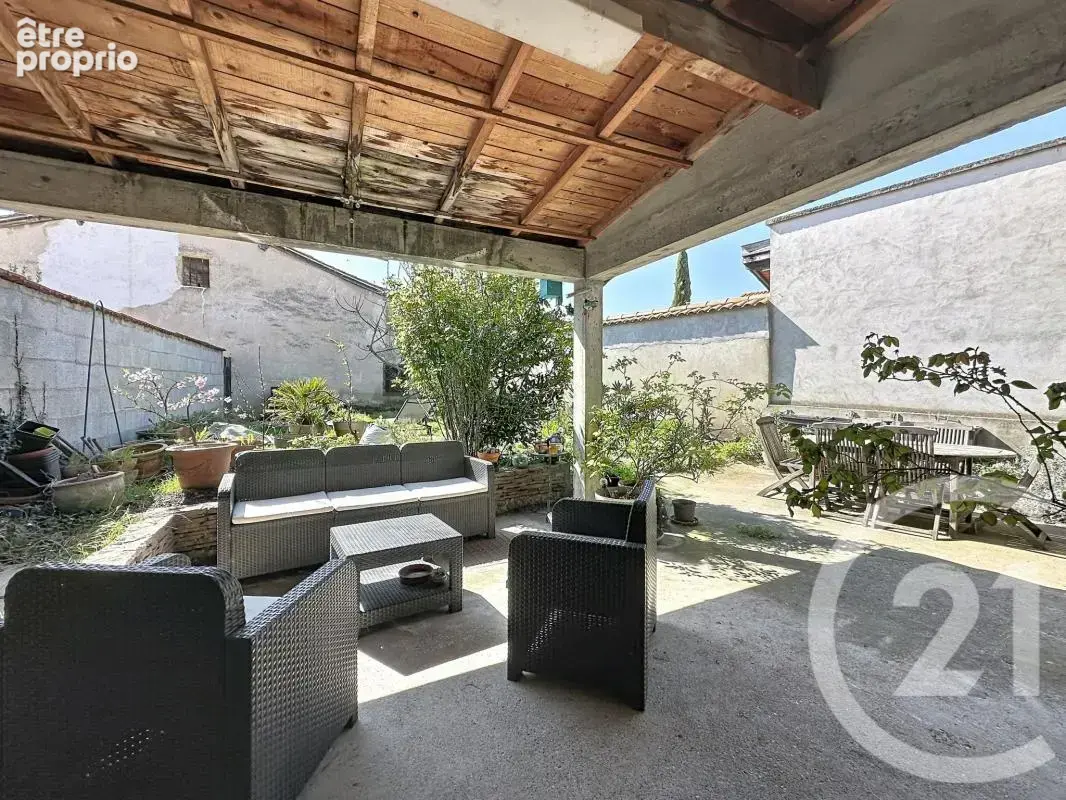 Maison 157 m² à Decines-Charpieu  - photo 17