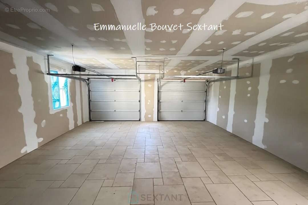 Maison contemporaine de plain-pied, 4 chambres, 2 sde, 2 wc, double-garage, 2000 m² de terrain - photo 20