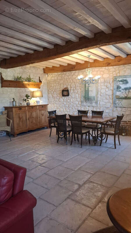 Maison à LATTRE-SAINT-QUENTIN