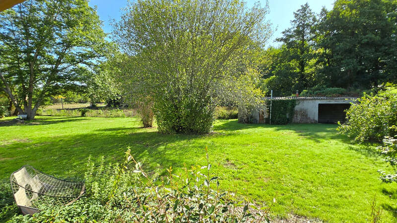 Maison à ORADOUR-SUR-GLANE